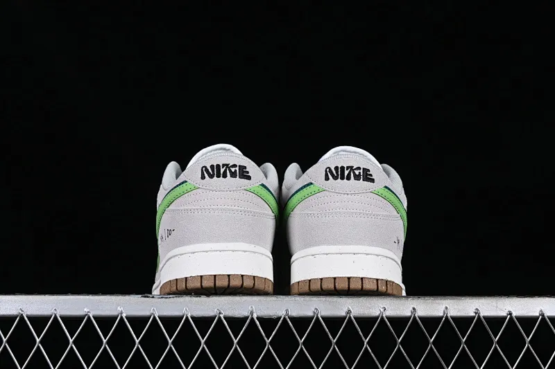 All Categories Nk SB Dunk Series Nk SB Dunk Low Low-top sneakers Cost-effective version Nk SB Dunk Low "85" double hook SB low-top sports and leisure sneakers DO9457-107